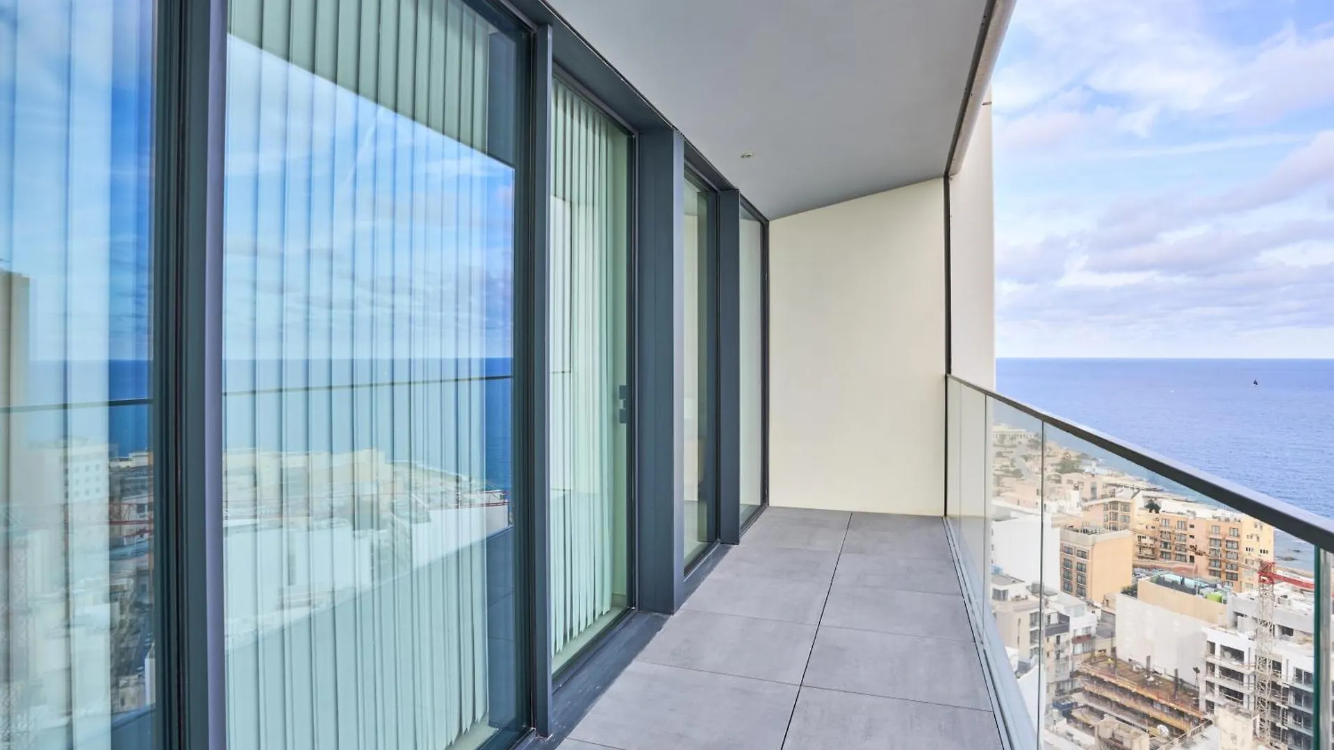 Mercury One Bedroom Haven With Fantastic Views Saint Julian's 0*,  Malta